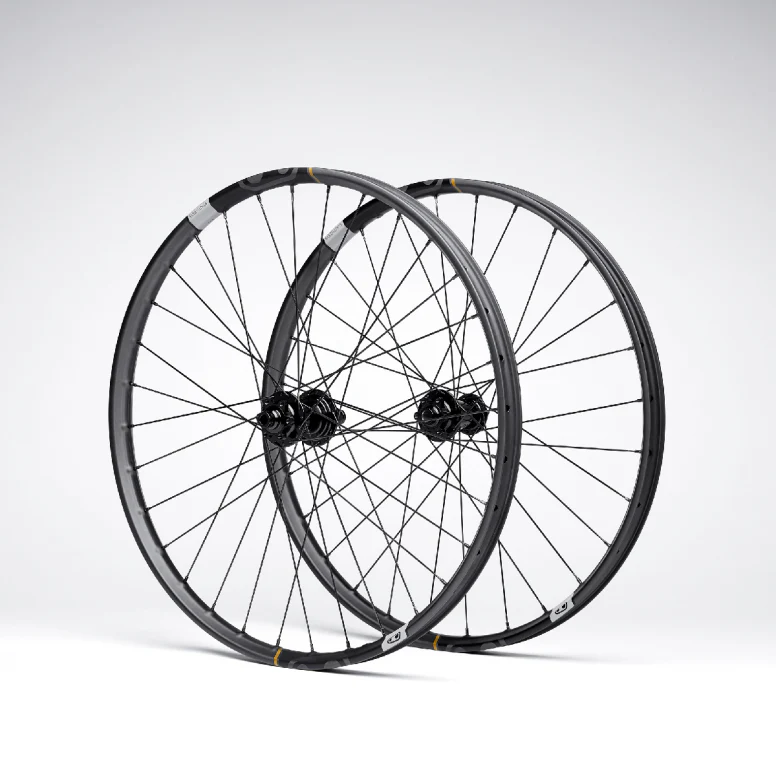 Crankbrothers Synthesis Enduro 11 - I9 Hydra Wheelset - Image 3
