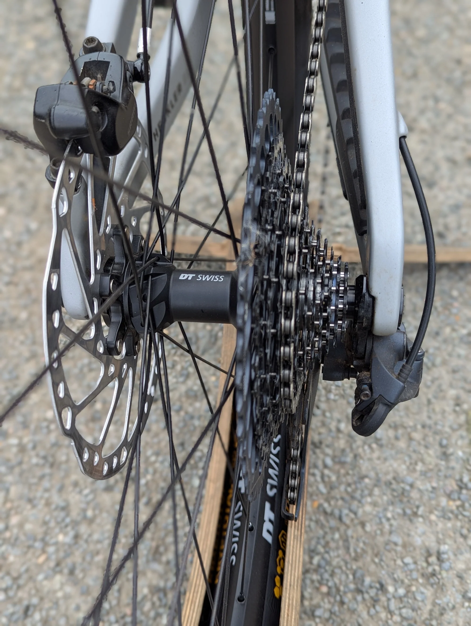 Santa Cruz Ex-Demo Heckler SL - Image 5