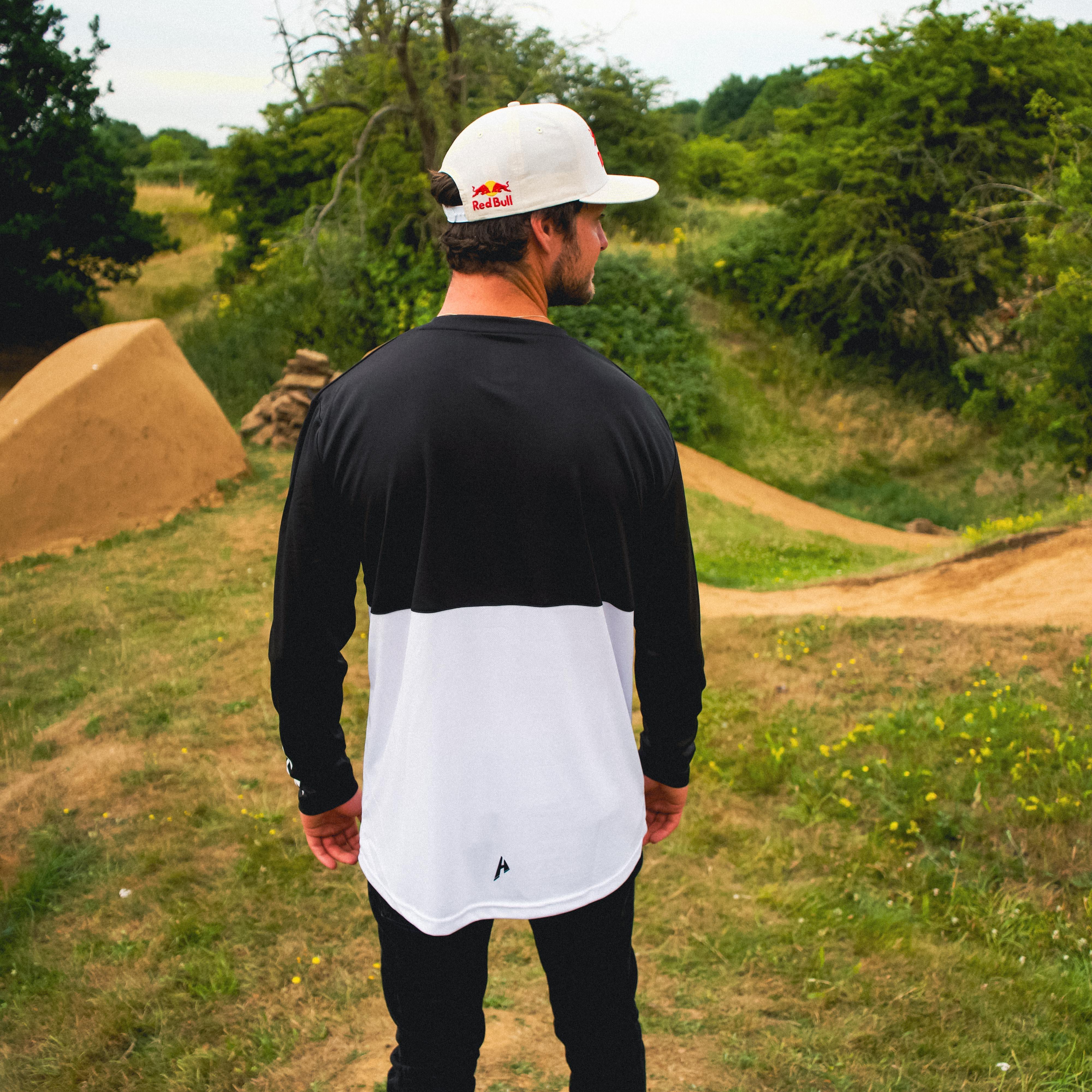 Helfare Cadence Jersey - Image 13