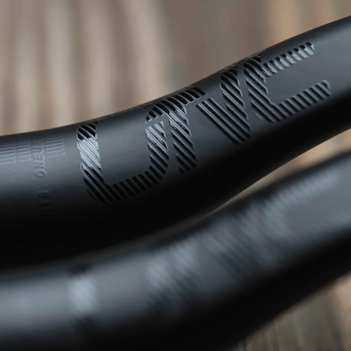 OneUp V1 Carbon Handlebar - Image 3