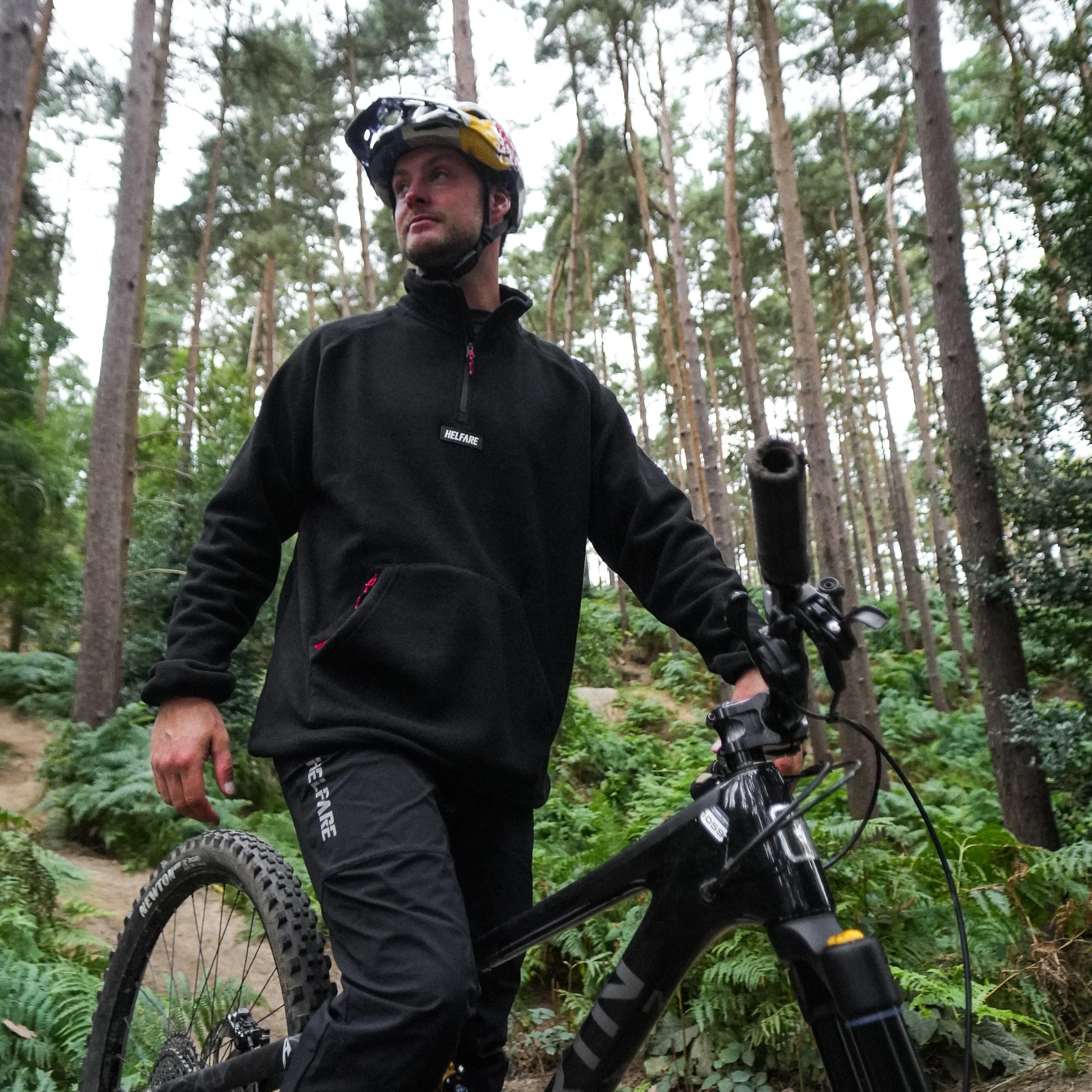 Helfare Polar 1/4 Zip Fleece - Image 8